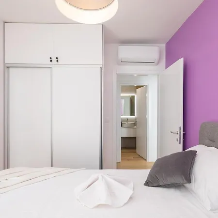 Alegria - Pool, Private Terrace, Sea View, Jacuzzi Apartment *