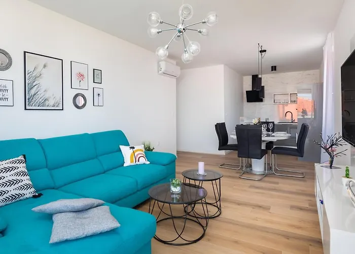 Alegria - Pool, Private Terrace, Sea View, Jacuzzi Daire