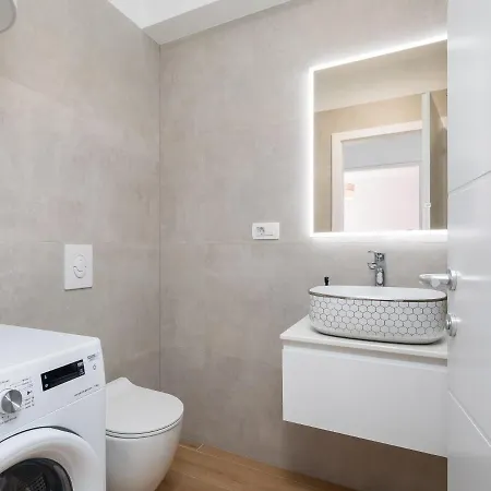 Appartamento Alegria - Pool, Private Terrace, Sea View, Jacuzzi