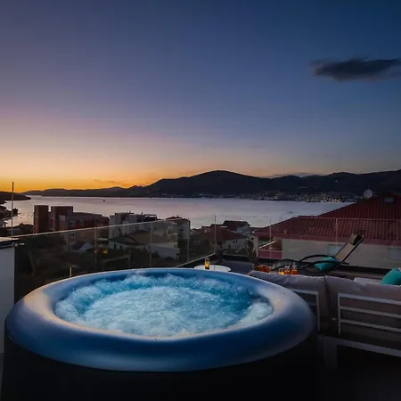 Apartman Heated Pool & Rooftop Jacuzzi Sea View Near Trogir-ciovo Trogir
