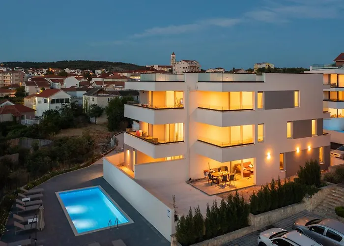 Alegria - Pool, Private Terrace, Sea View, Jacuzzi Trogir